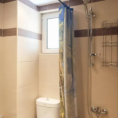 Family Private Summer Homes W. Yards Near * Galatás